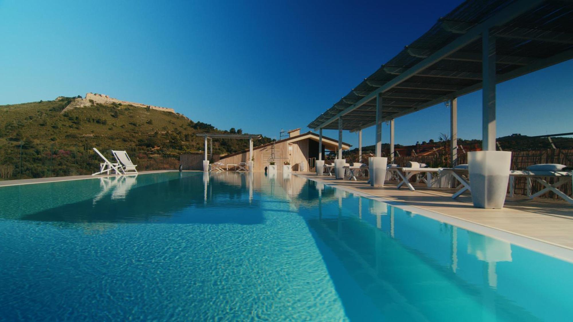 A Point Porto Ercole Resort & Spa Екстериор снимка